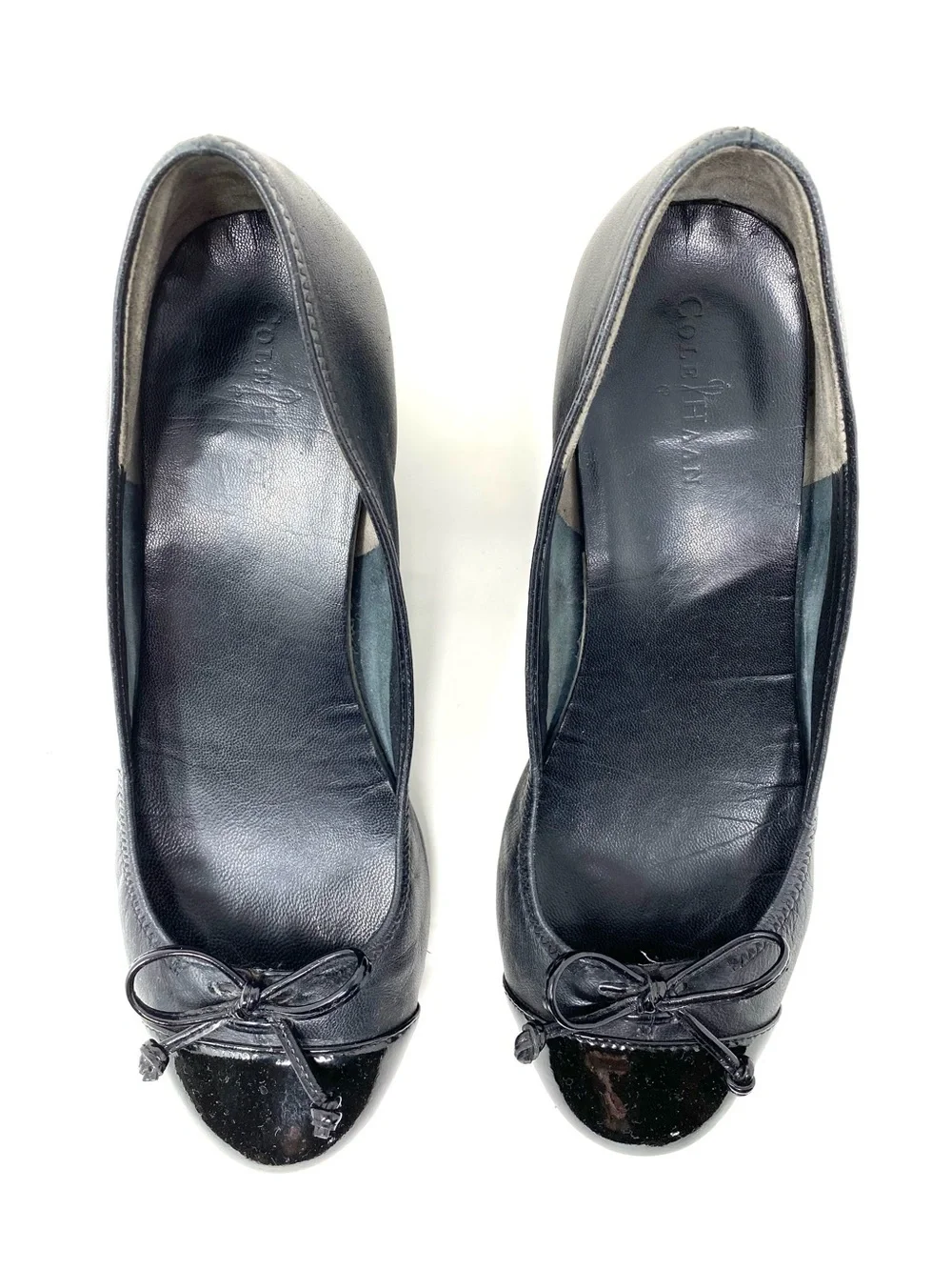 Cole Haan Air Tali Wedge Pumps Black Leather Cap Toe Size 7B Comfort Low Heel